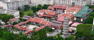 重建後新加坡蓮山雙林寺全景